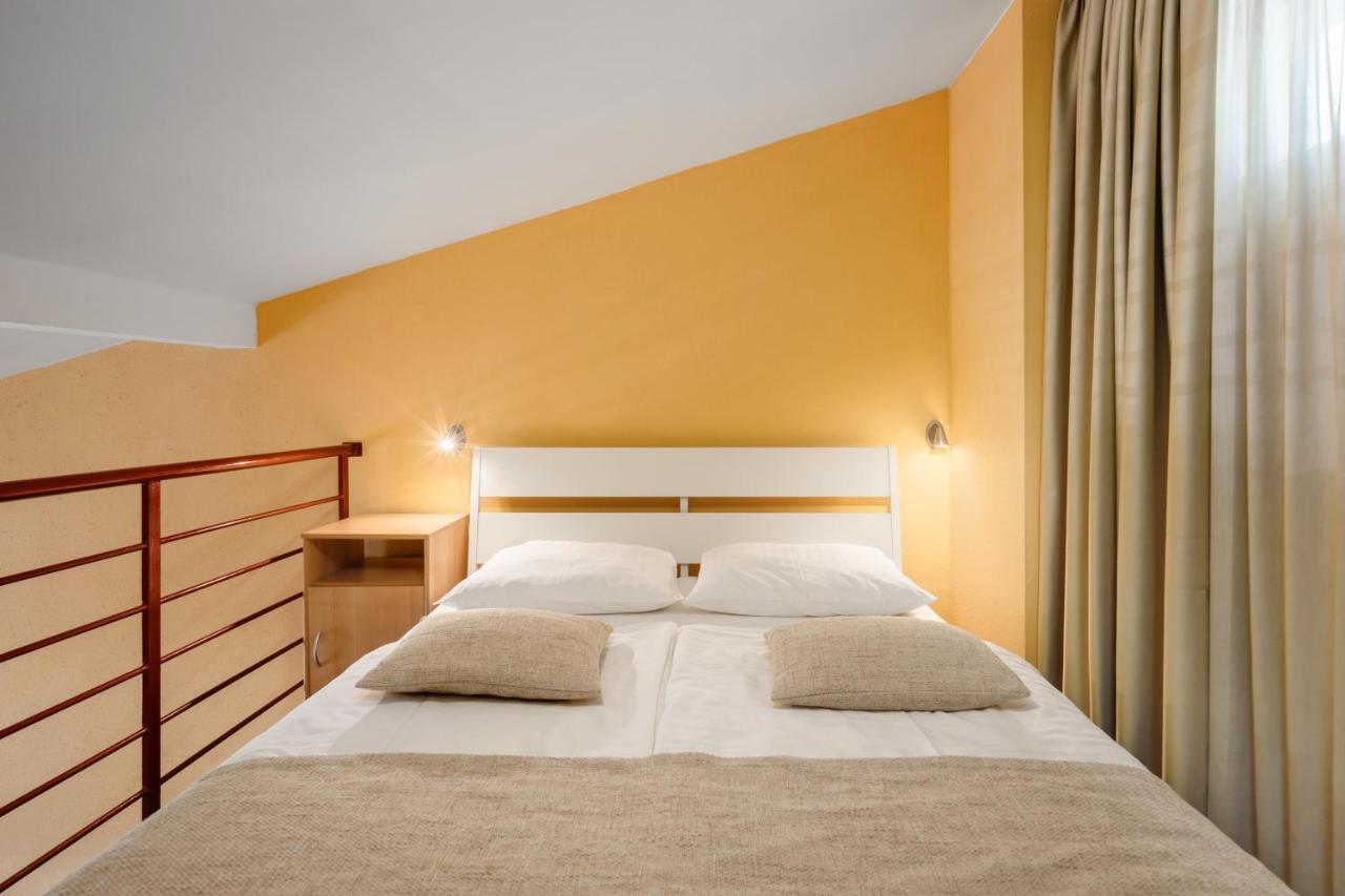 Apartmani Toplice クラピンスケ・トプリツェ エクステリア 写真